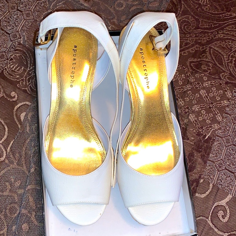 Wedge heels